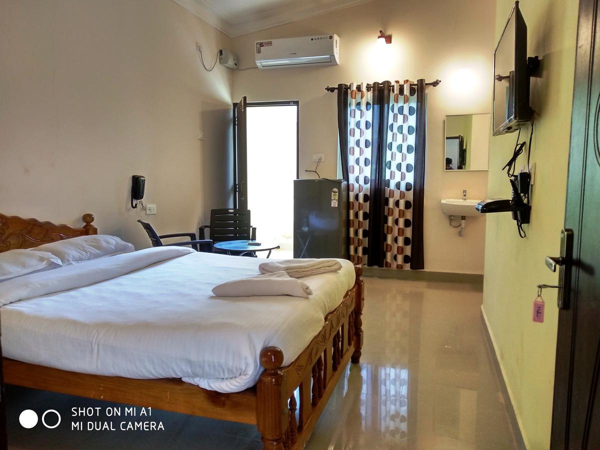 Candolim Beach Place Екстер'єр фото