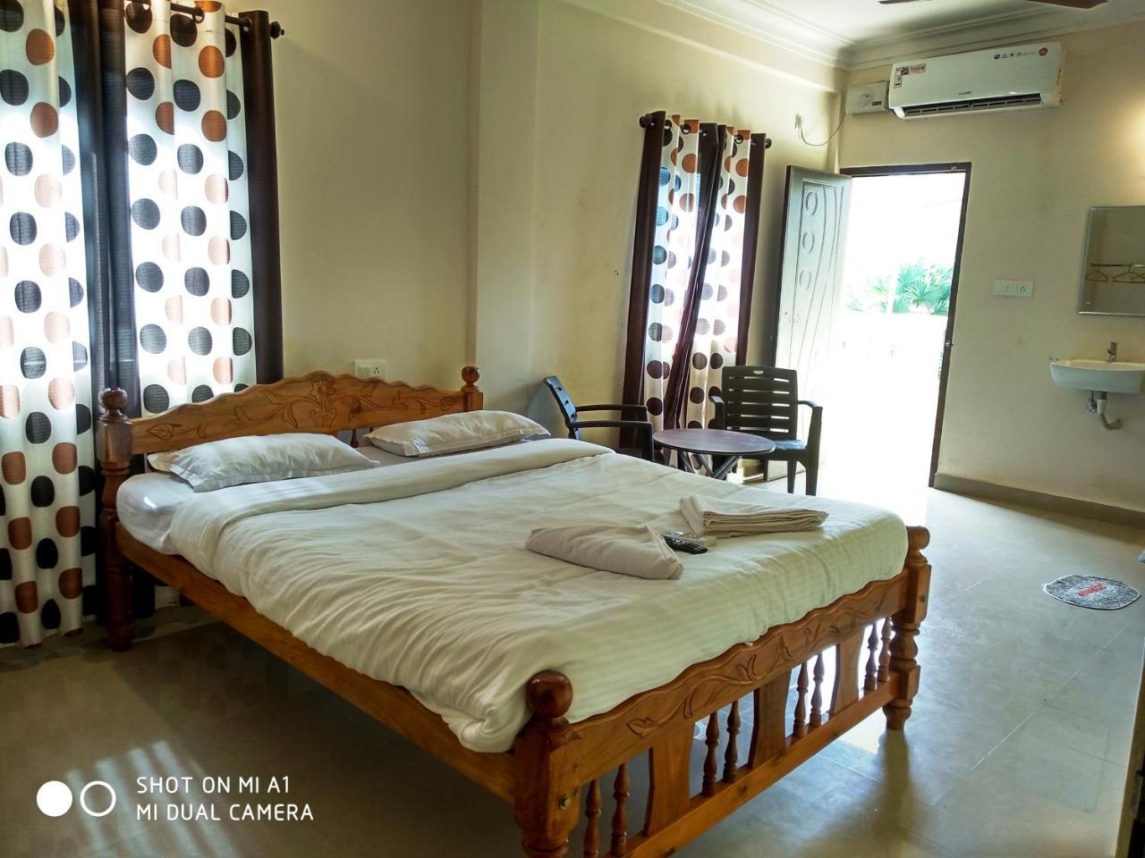 Candolim Beach Place Екстер'єр фото