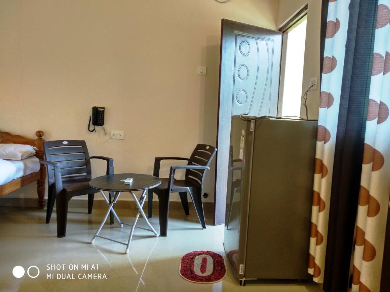 Candolim Beach Place Екстер'єр фото